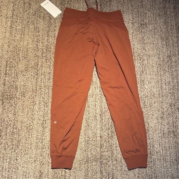 Lululemon Dance Studio Jogger - Dark Terracota - Size 8 - NWT - Picture 7 of 7